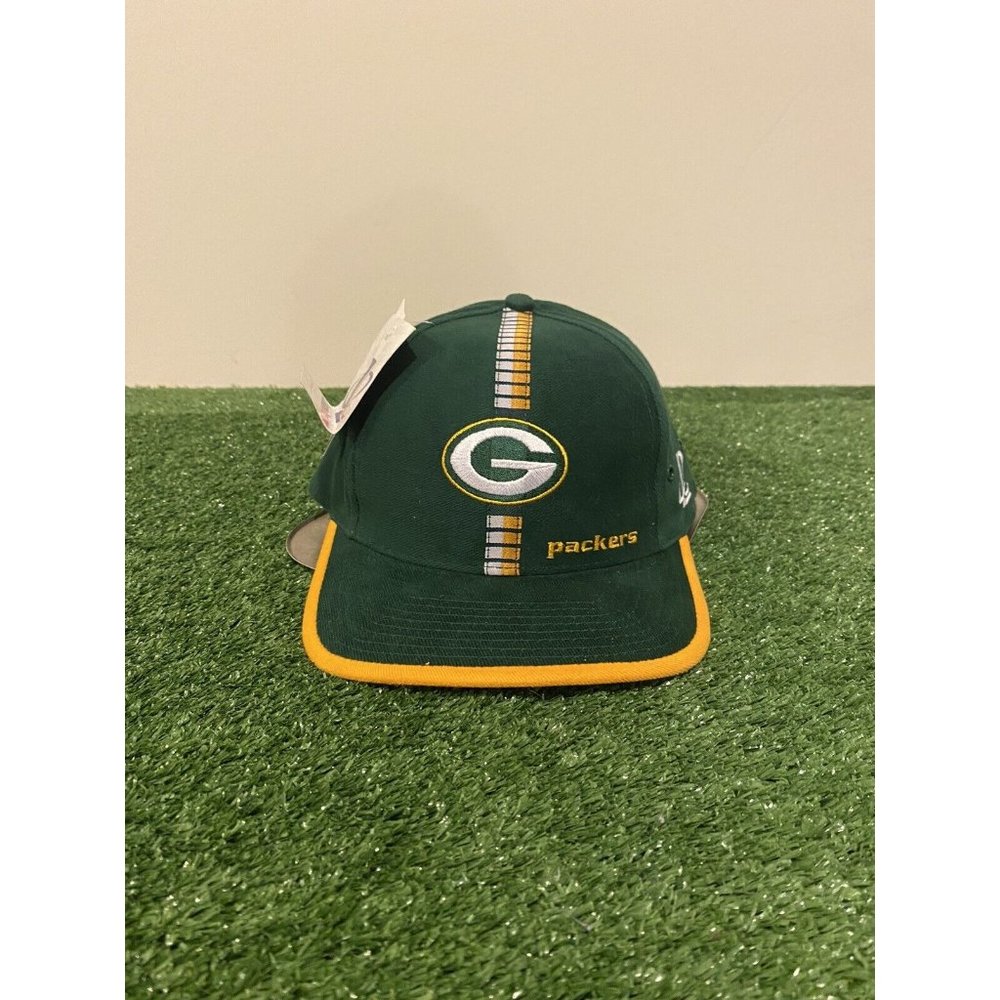Vintage Green Bay Packers hat cap strap back new logo athletic green mens 90s
